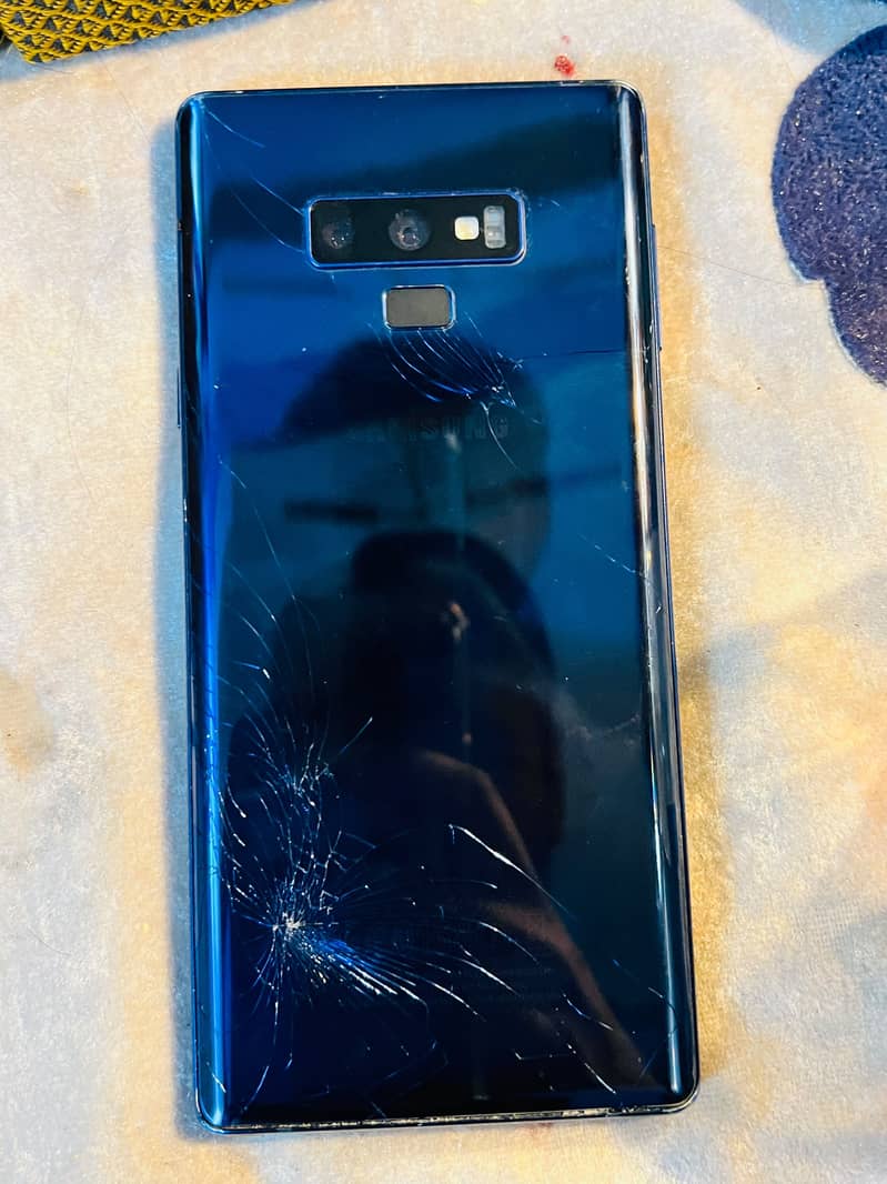 Samsung Mobile Note 9 1