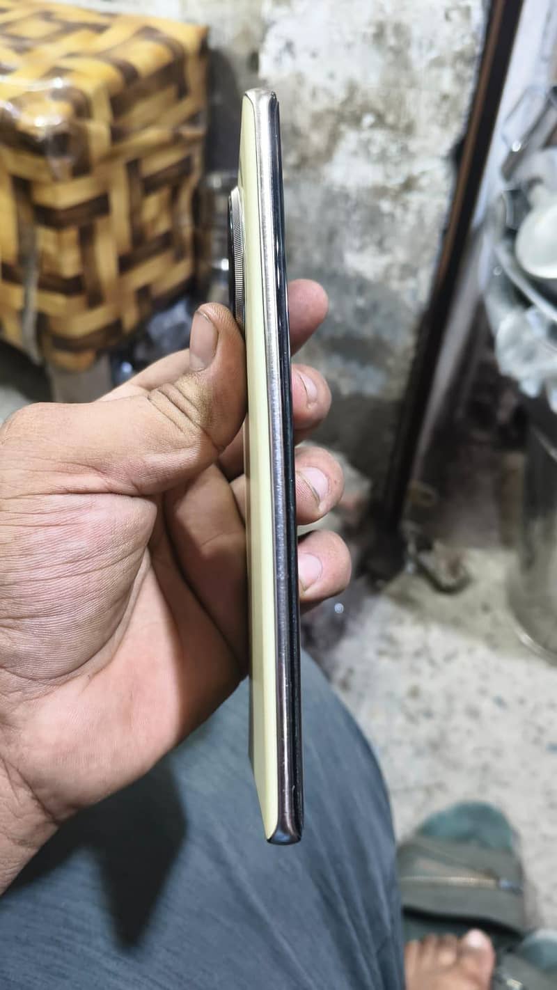 Tecno CAMON 30S 0