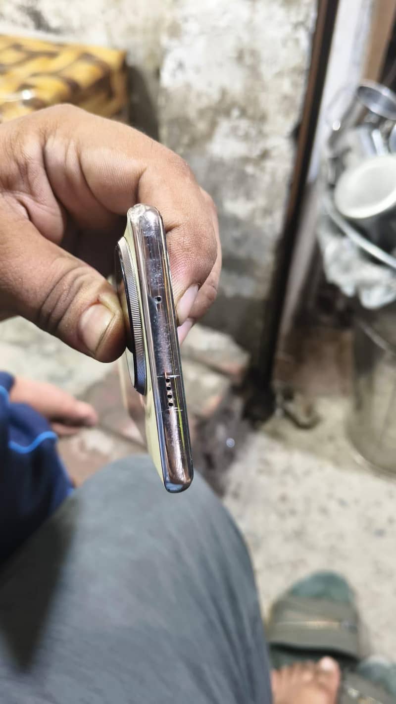 Tecno CAMON 30S 2