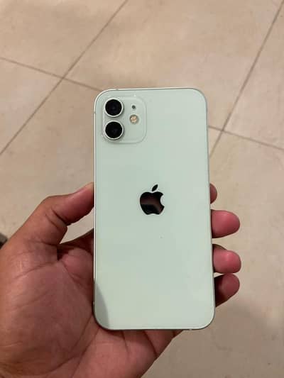 Apple iPhone 12