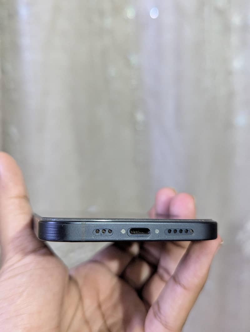 Apple iPhone 12 5