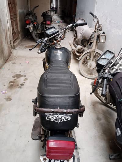 union  star it's a good condition year 2023 model no 70cc