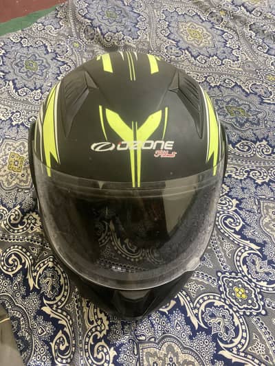 Helmet with microphone device for sell looking new 1 month use only