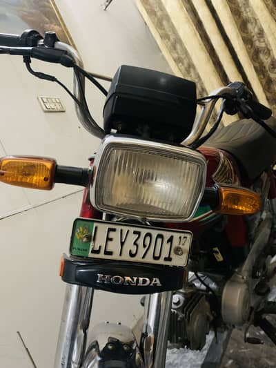 Honda CD70 2017