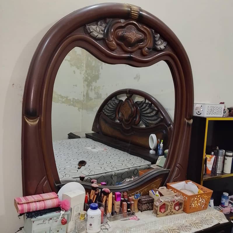 Double bed king size+bed side drow+dressing table 3
