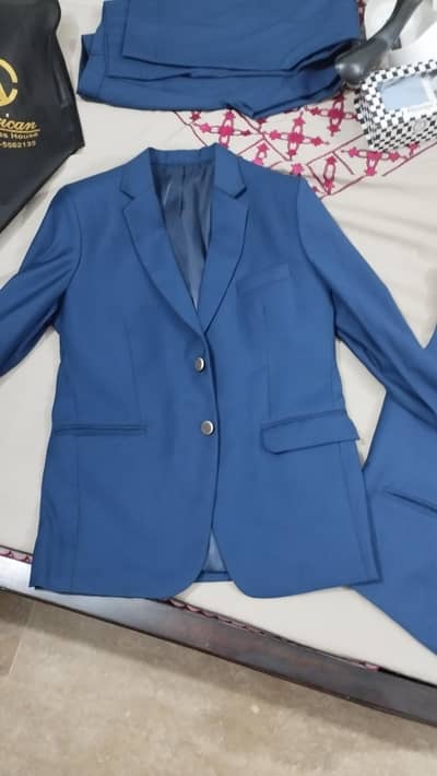 Branded Look Royal Blue 3-Piece Suit – Worn Once – Like New
