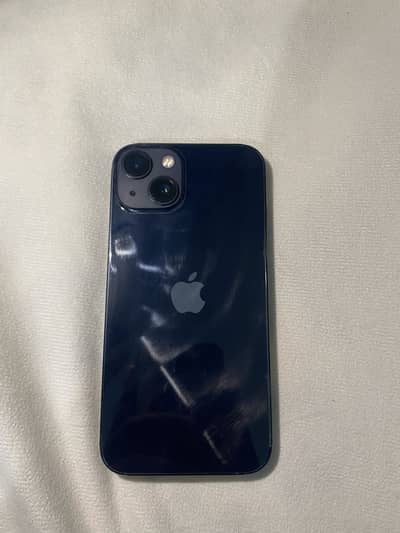 Apple iPhone 13