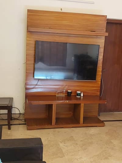 LED & Souvenir Console