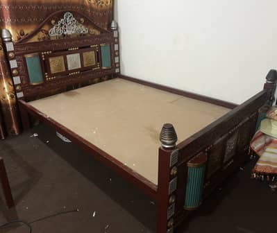 Heavy Metal Double Bed – Beautiful Design – Good Condition