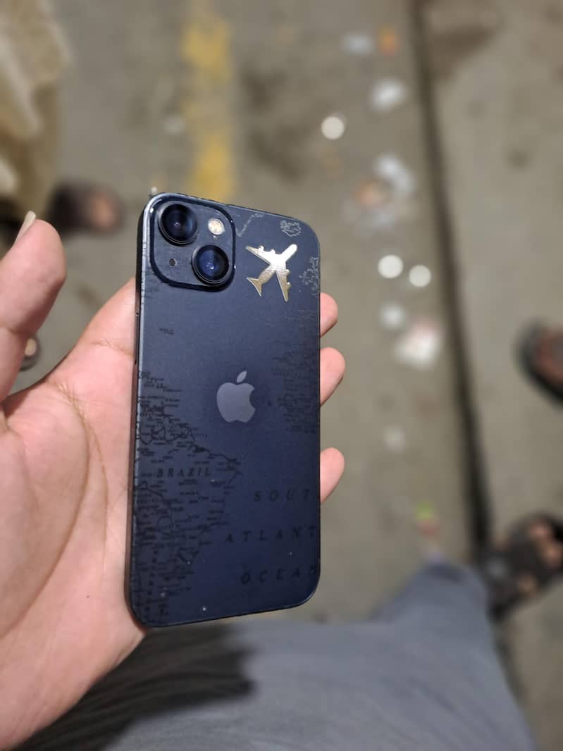 Apple iPhone 13 7