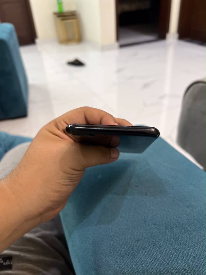 Apple iPhone 7 Plus 2