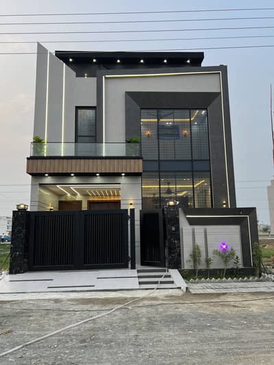 5 Marla Beautiful House For Sale In Central Park Housing Society Lahore