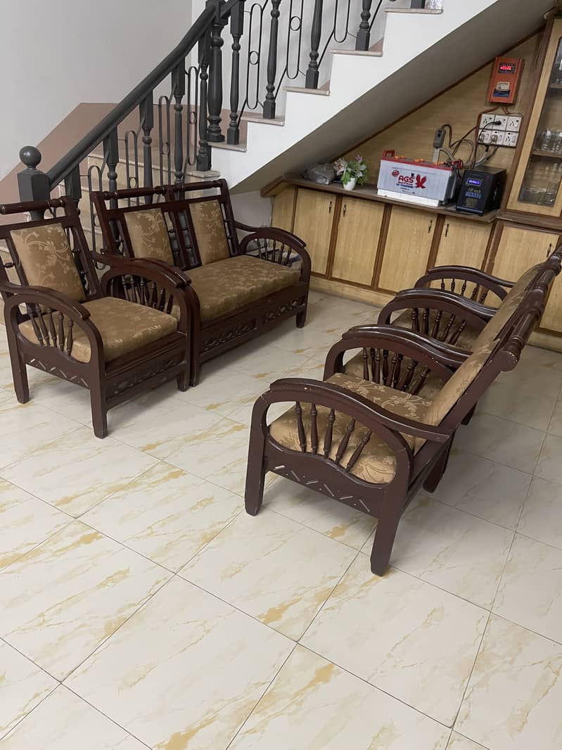 Sofa set 0