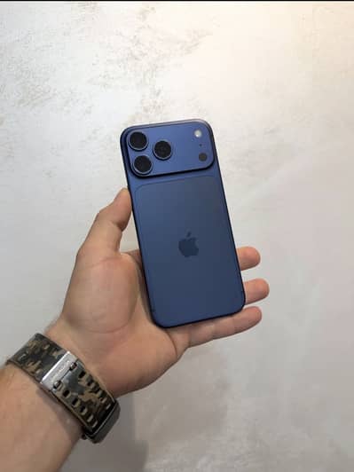 iPhone 17 Pro Max JV 0 cycle
