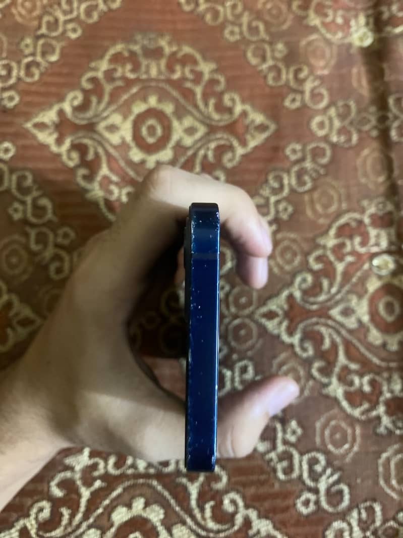 Apple iPhone 12 5