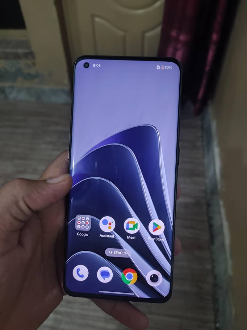 One Plus 10 Pro 6
