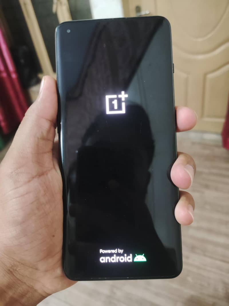 One Plus 10 Pro 8