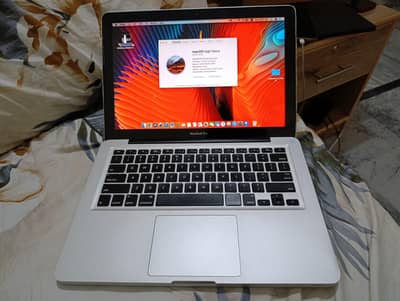 MacBook Pro 13-inch — Early 2011