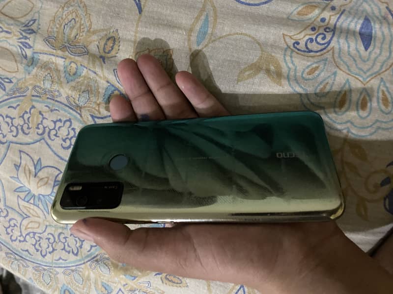 Tecno CAMON 15 7