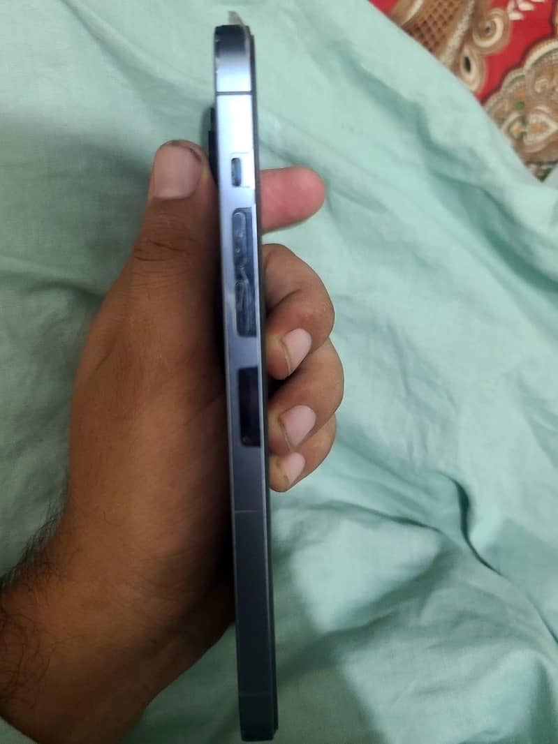 Apple iPhone 13 pro max 7