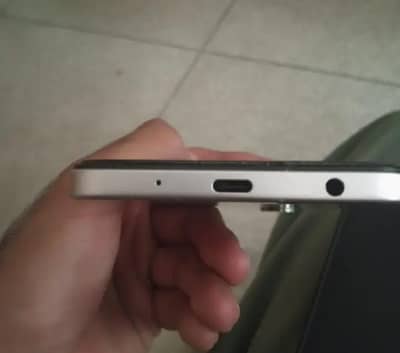 vivo y04 03233700700 wtp number par rabta karln