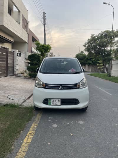Mitsubishi Ek Wagon 2018