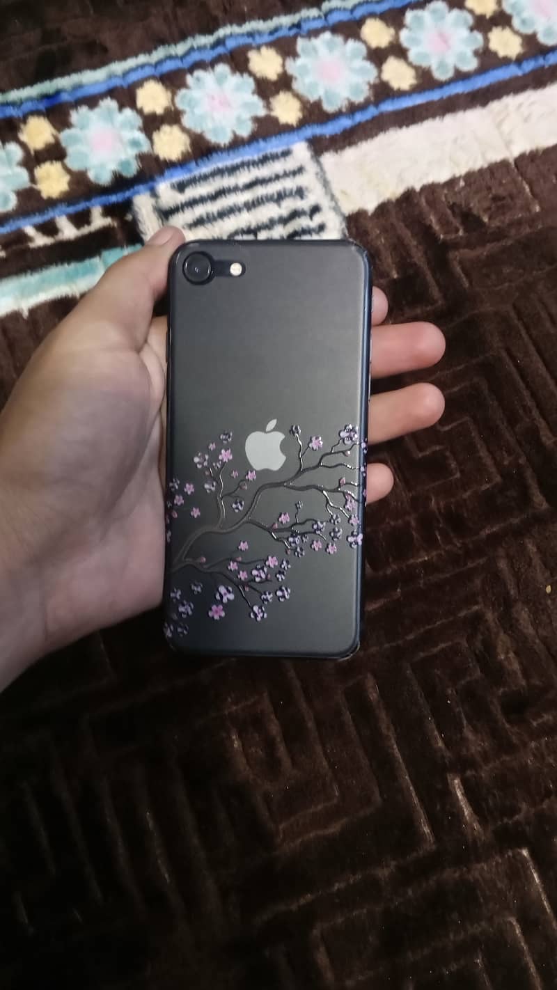 Apple iPhone SE3 2