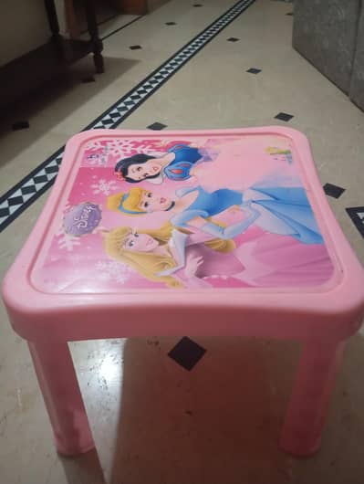 Kids study table