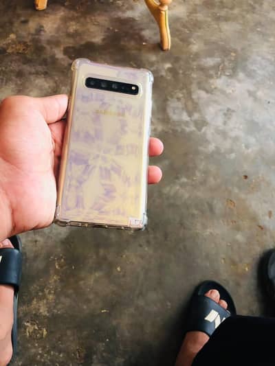 S 10 5G just like new