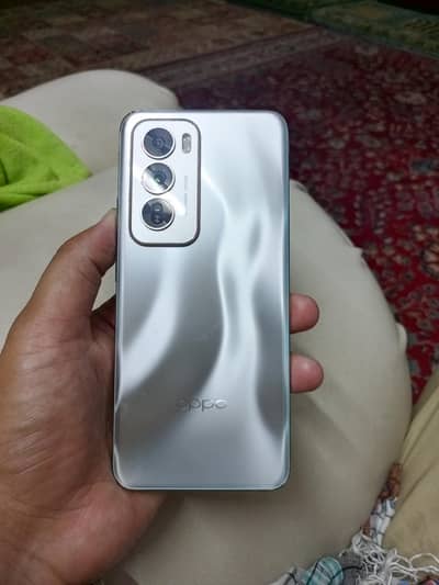 OPPO Reno12 5G 12GB 256GB PTA Approved 10/10 Silver Multan