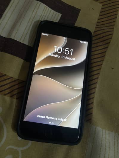 Apple iPhone 7