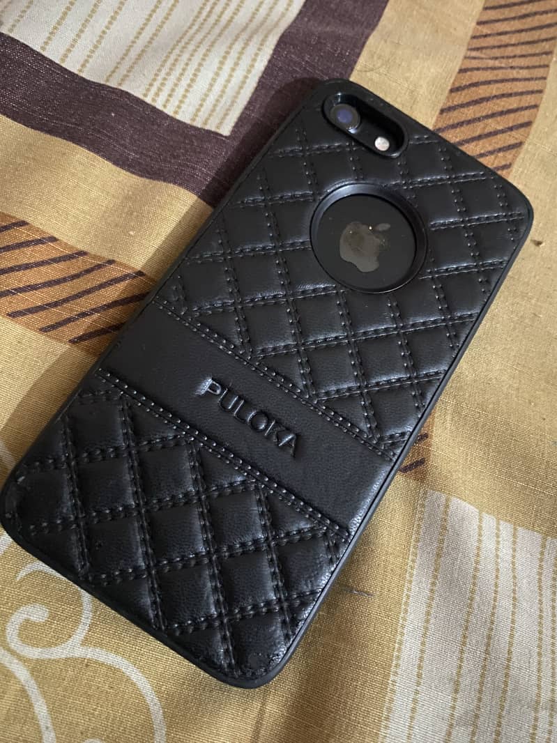 Apple iPhone 7 1
