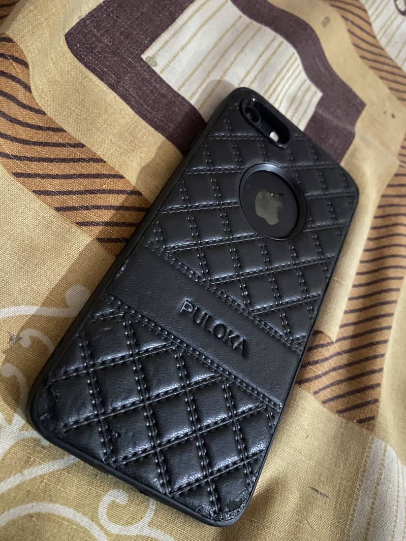 Apple iPhone 7 2