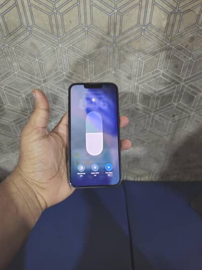 Apple iPhone 14