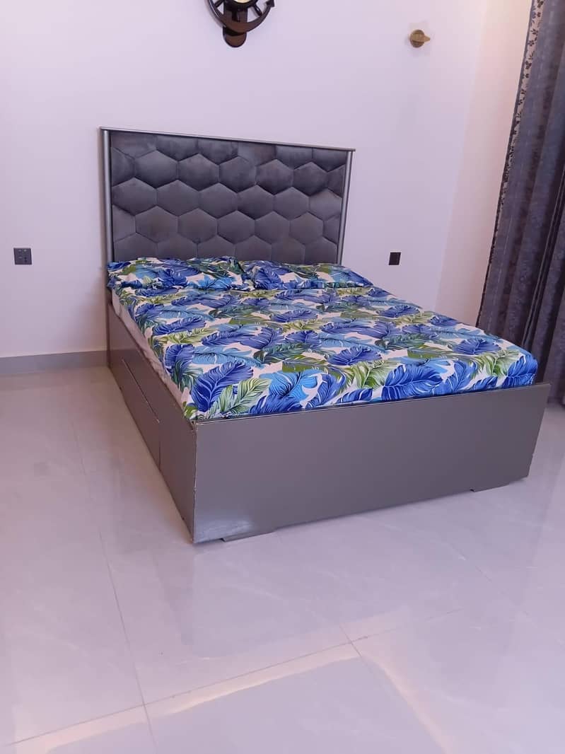 bed without mattress 0