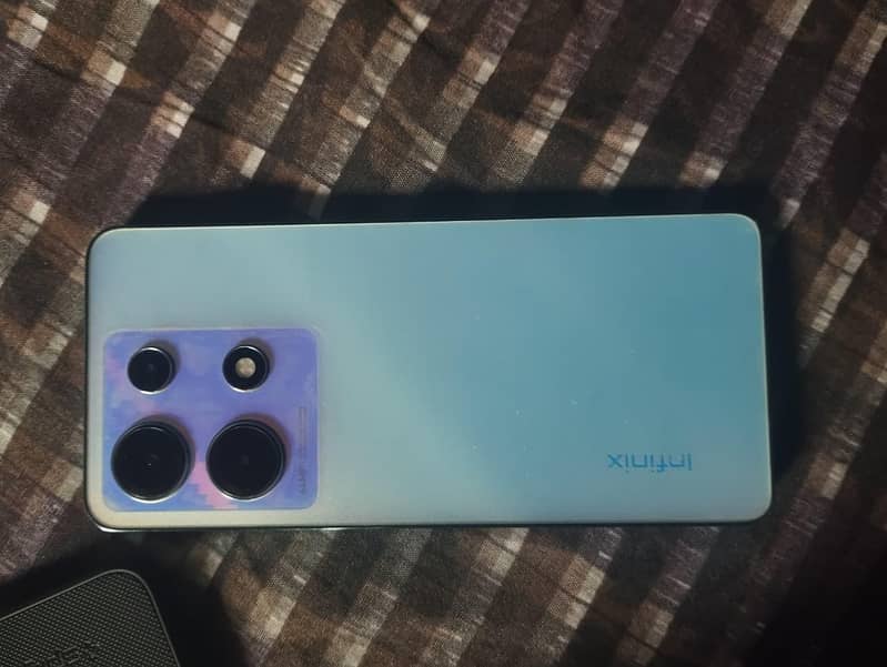 Infinix Note 30 1