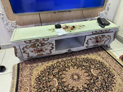 showcase and tv console
