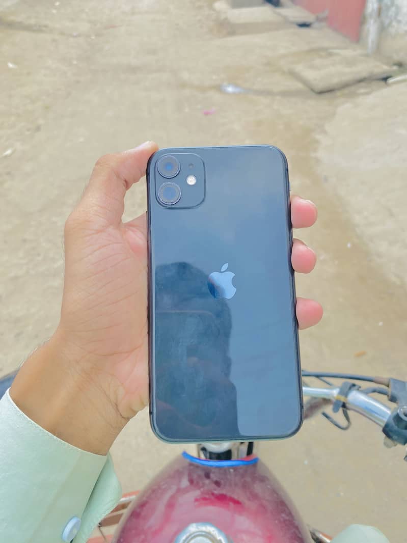 Apple iPhone 11 0