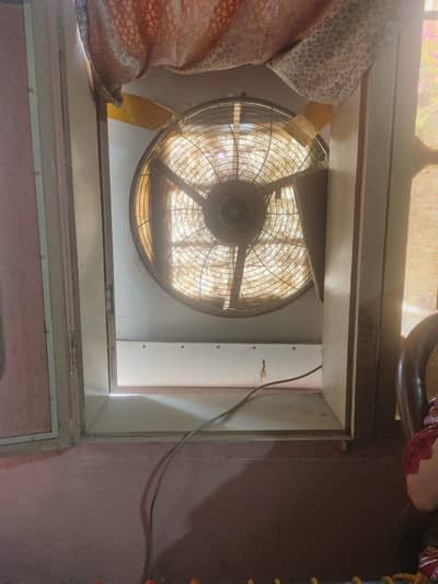 Lahori room air cooler for sale( with stand)