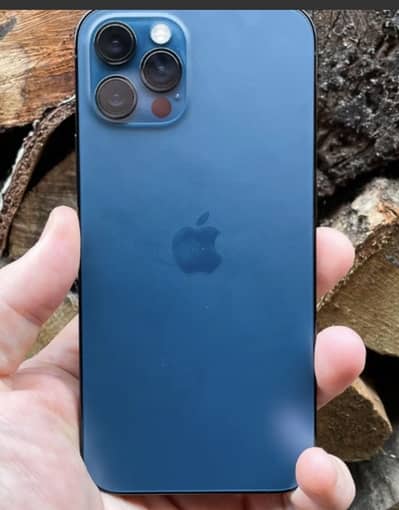 I phone 12pro (03261500632)