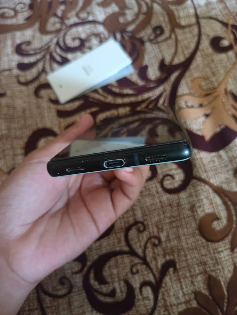Google pixel 6a 3