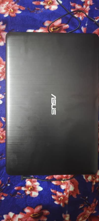 ASUS vivobook