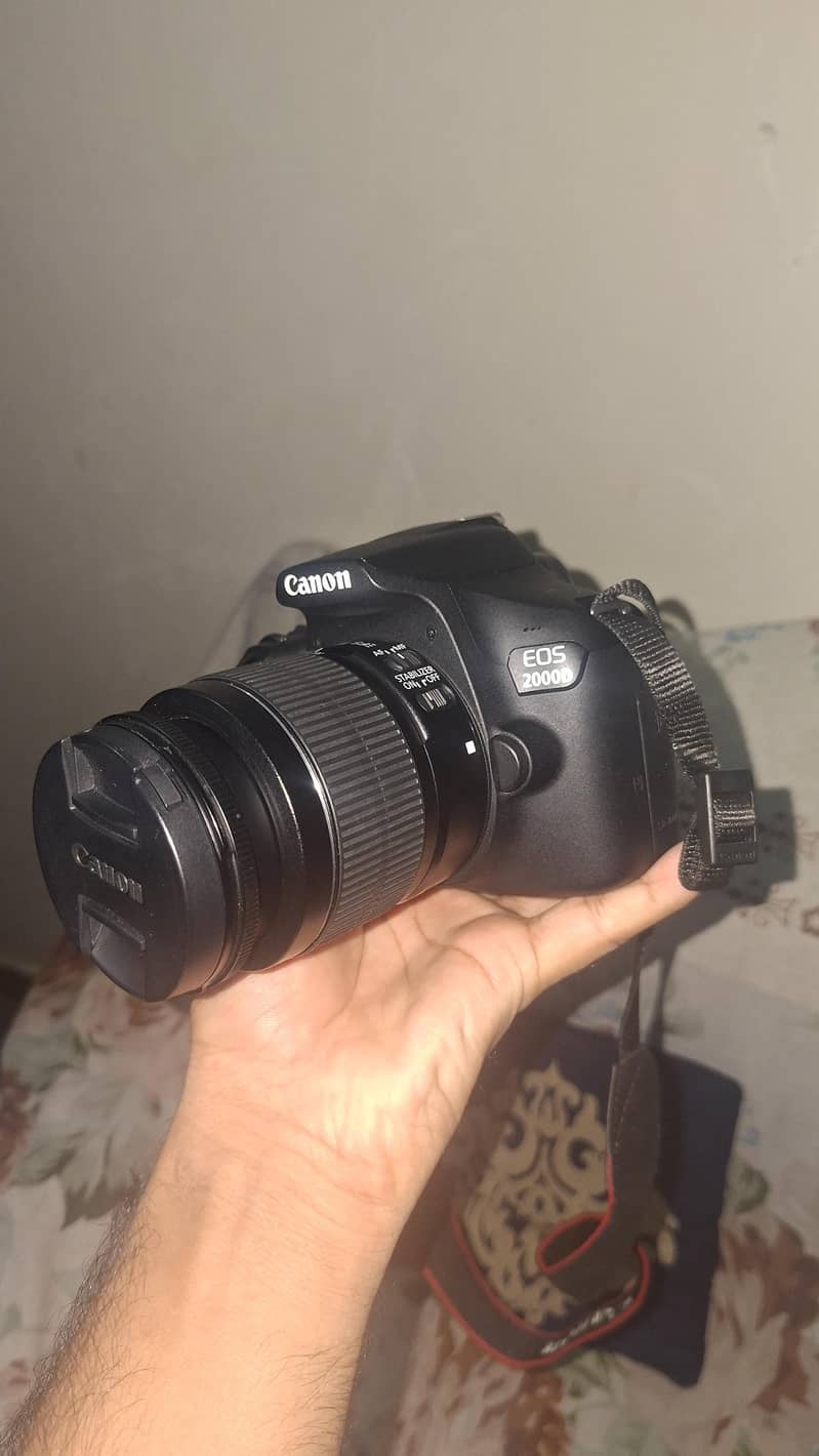 Selling my Canon EOS 2000D DSLR with original Canon 18-55mm lens 1