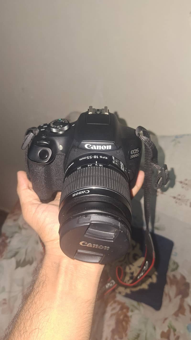 Selling my Canon EOS 2000D DSLR with original Canon 18-55mm lens 3