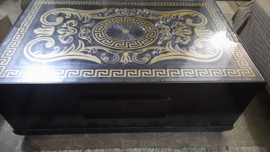 centre table 0