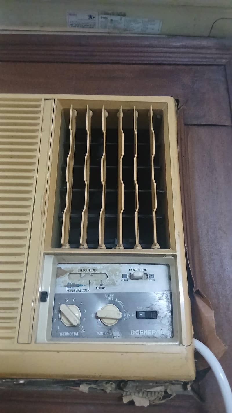 General window AC 3