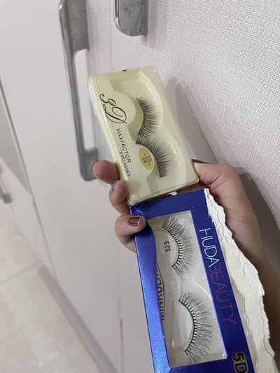 lashes