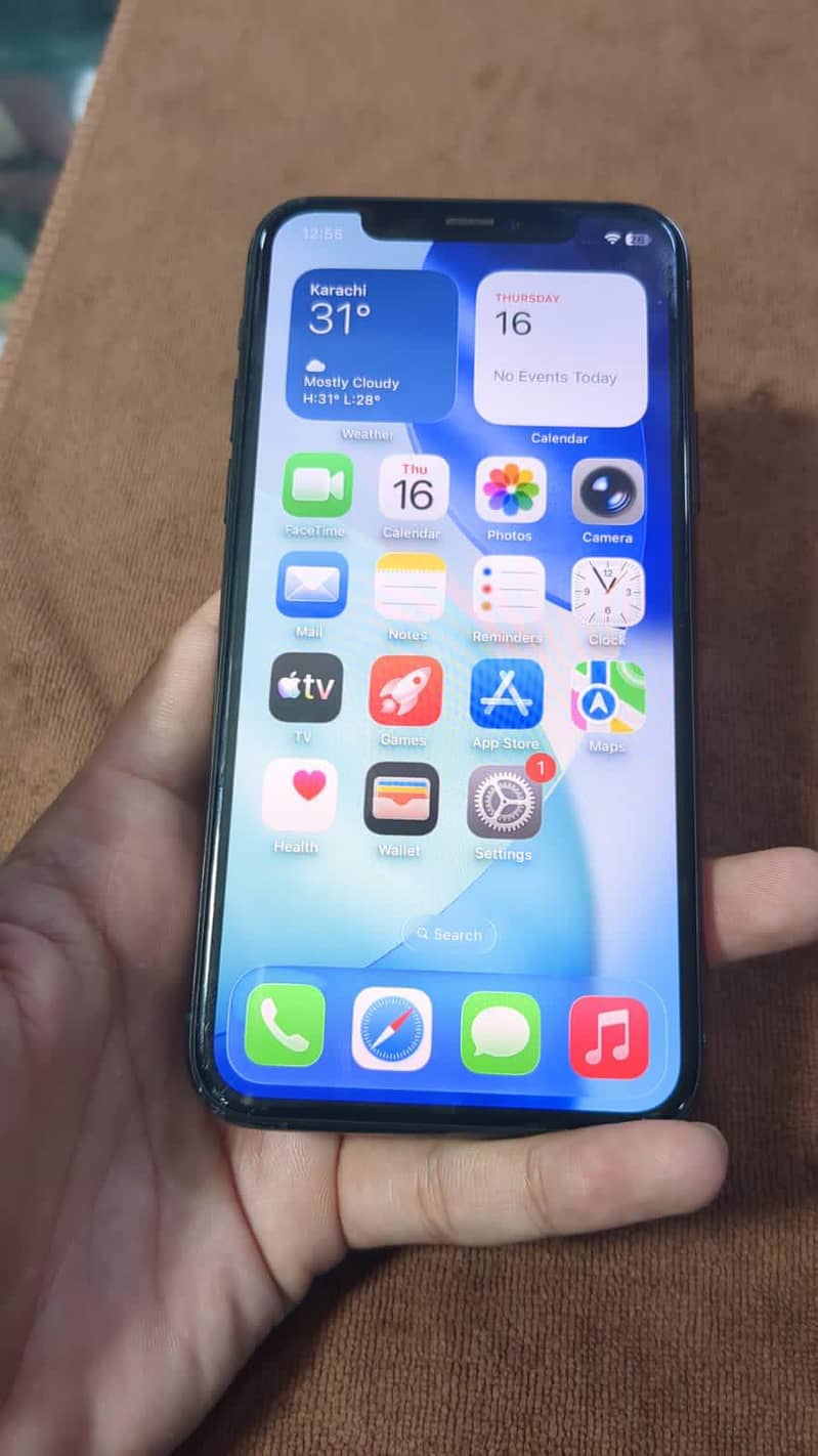 Apple iPhone 11 Pro 2