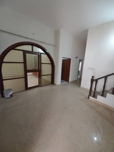 Iqbal Town 10 Marla Double For Silent Offices Or Godown At Ravi Block