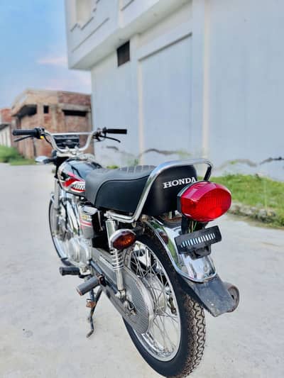 Honda 125 Model 2024 ( Exchange Possible)